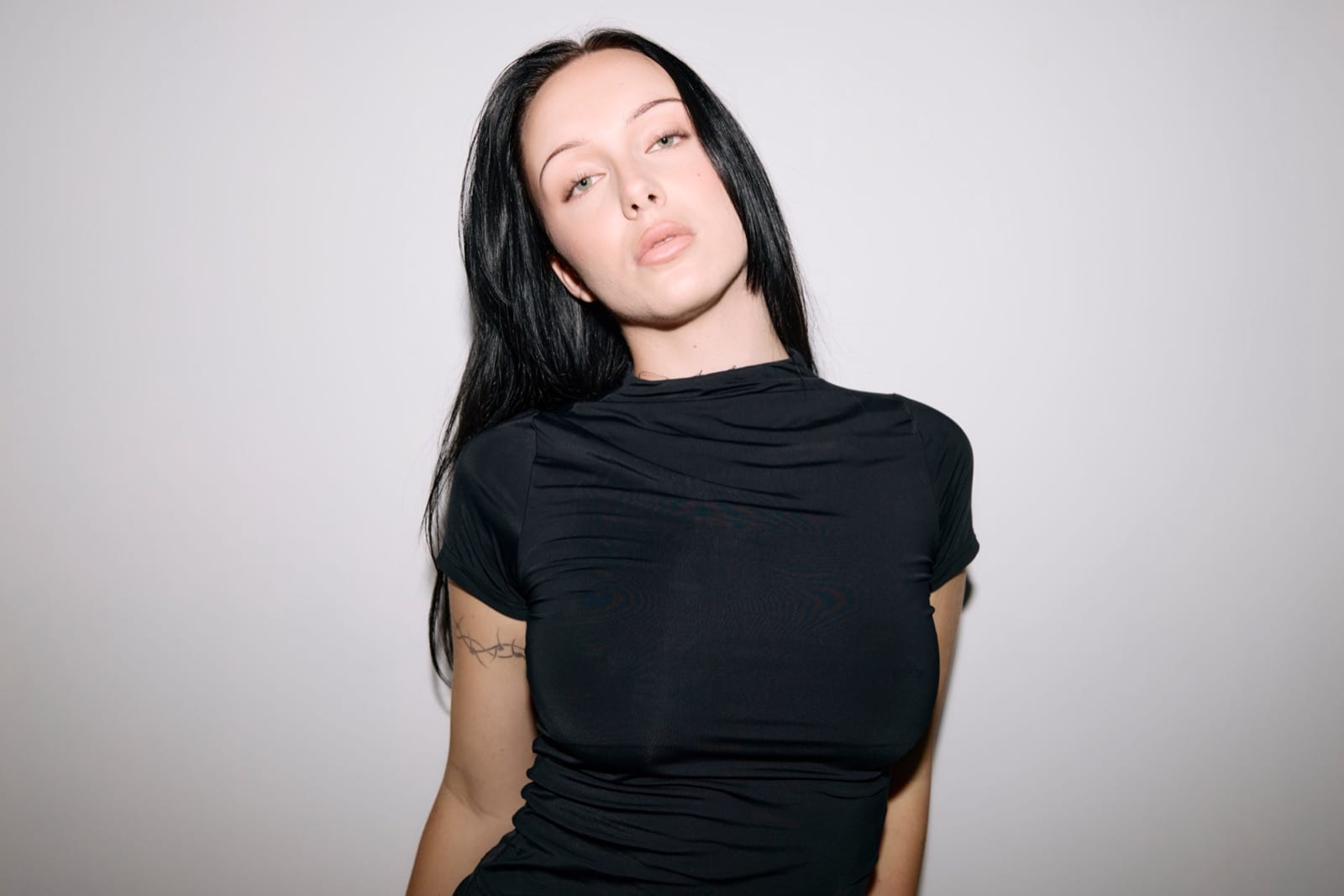 Charlotte Rowe portfolio photo 4, nice people talent melbourne